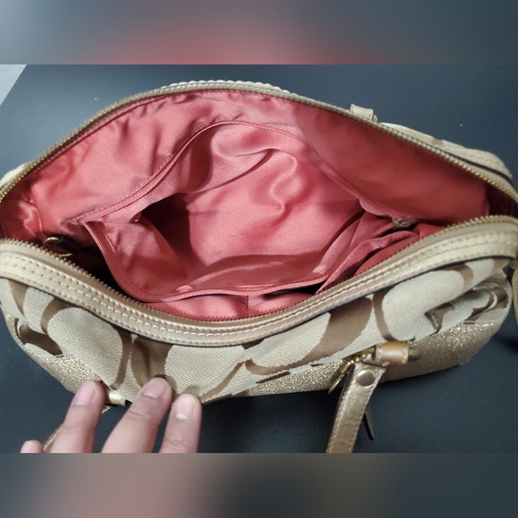 Coach Gold Monogram Designer Shoulder Handbag Purse Signature Print Medium Purse - Picture 9 of 12